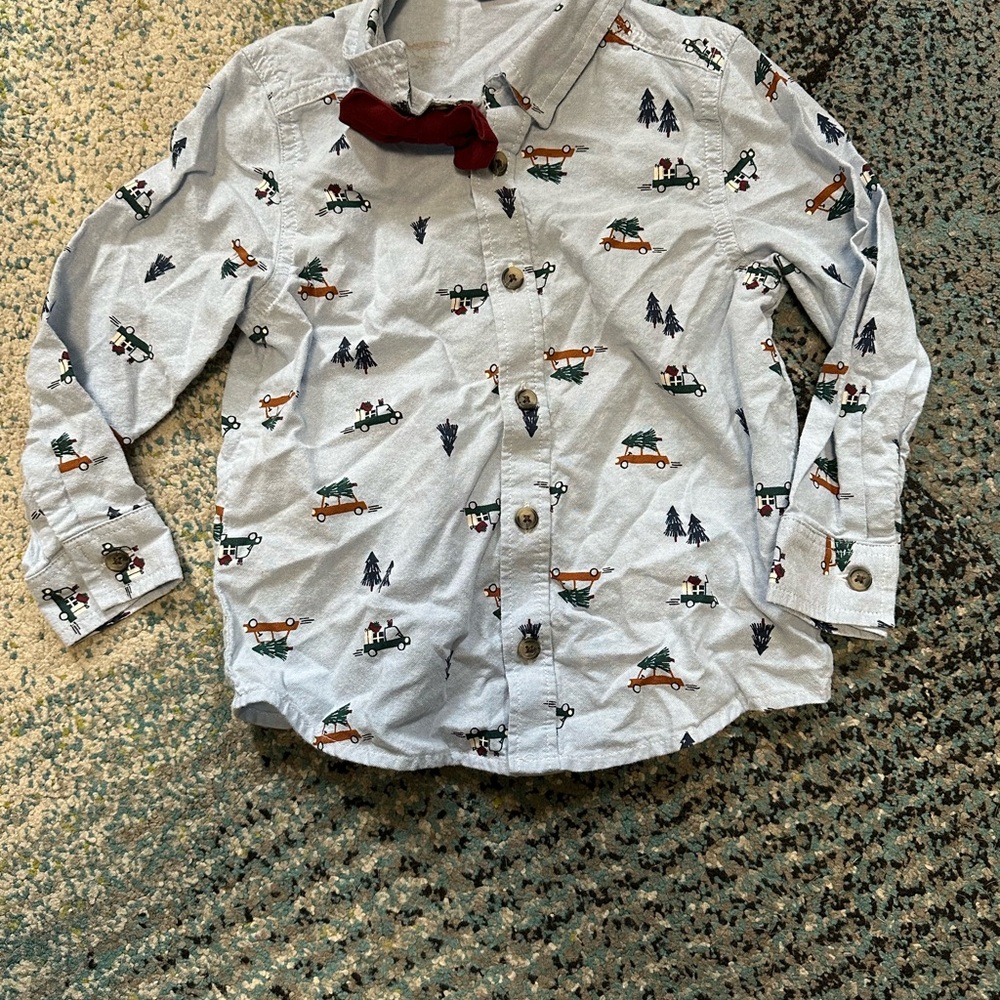 Old Navy Kids' Holiday Print Button Down Shirt with bowtie- Light Blue